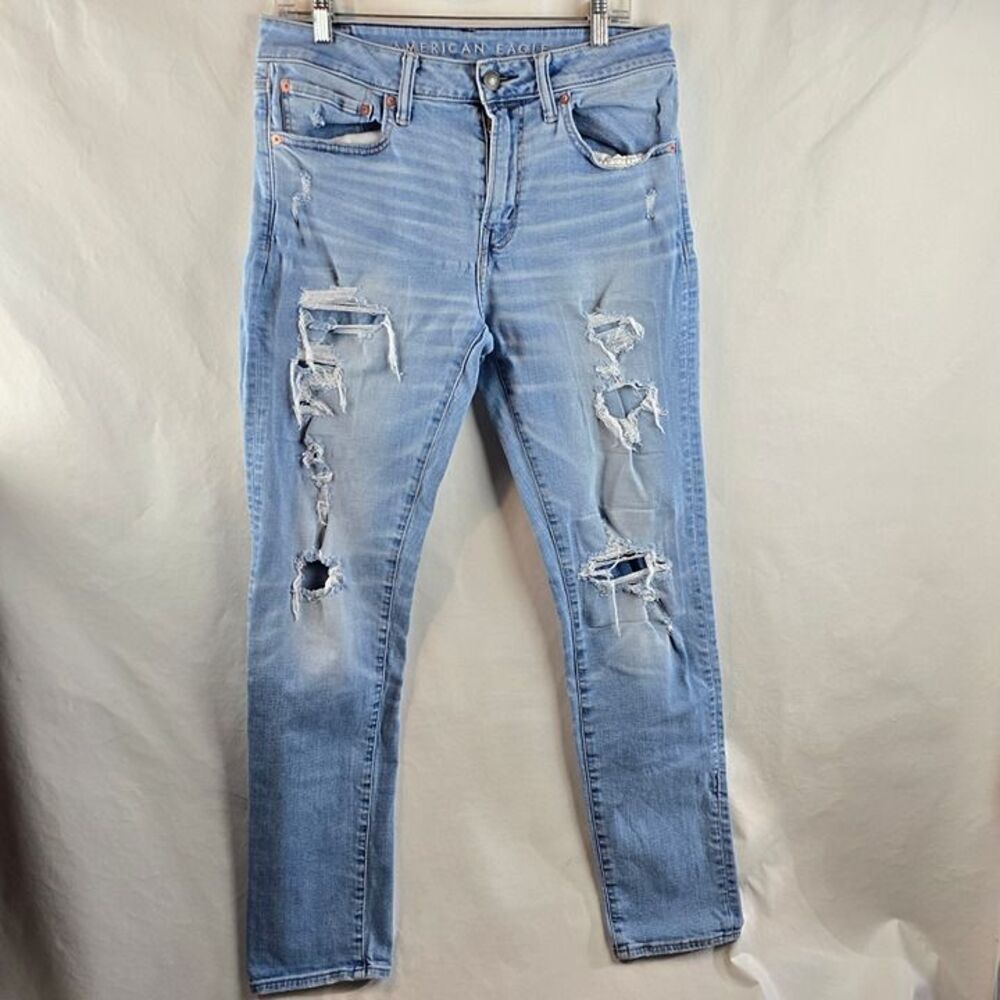 American Eagle Jeans Mens 31x34 Light Wash Athletic Fit AirFlex+ Distressed